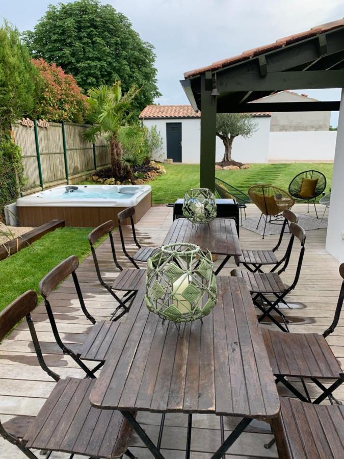 Les Jardins Des Brandes Villa La Rochelle  Exterior photo